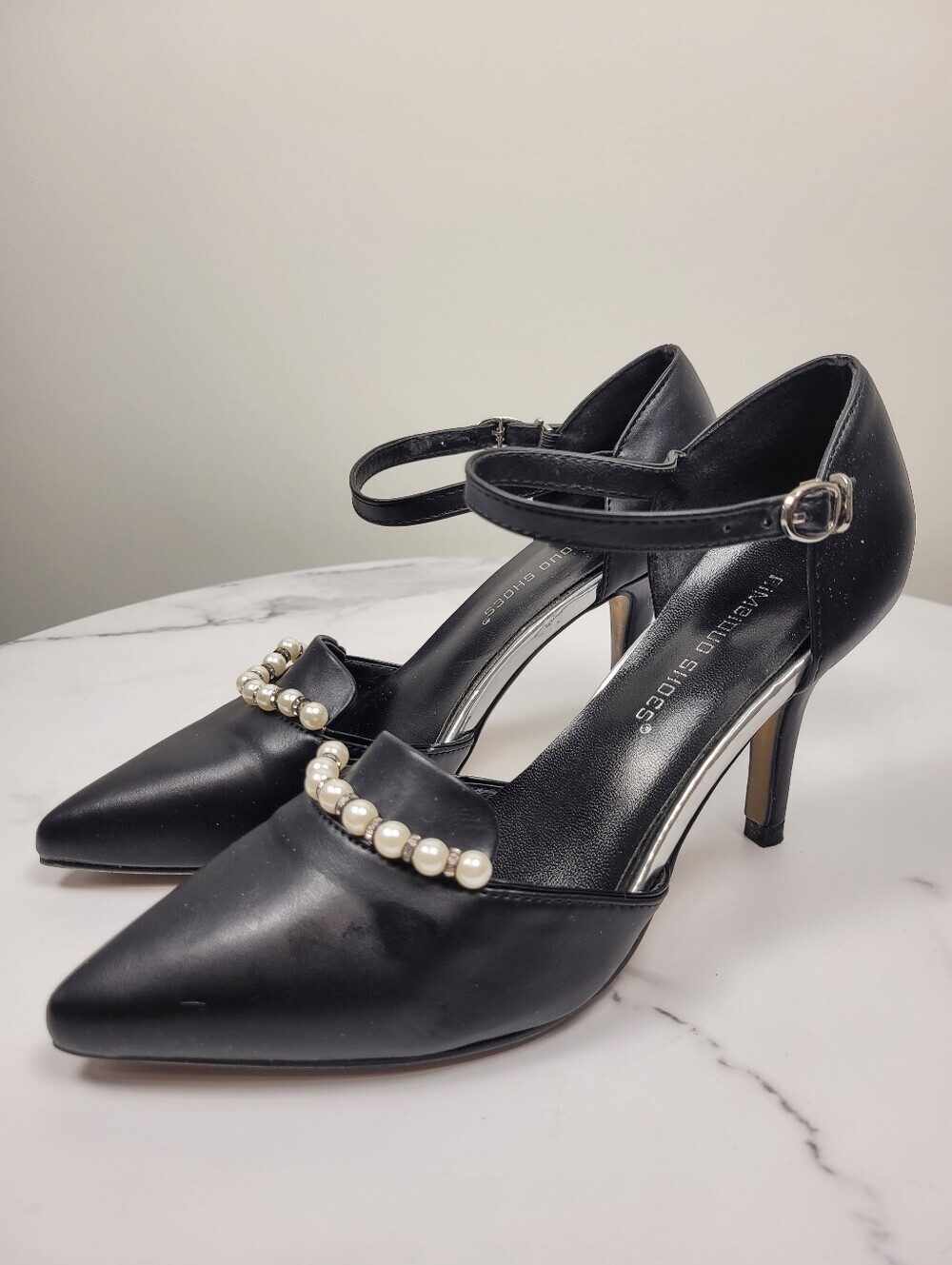 Y2K Black With Pearls High Heels Shoes Size: 7.5US